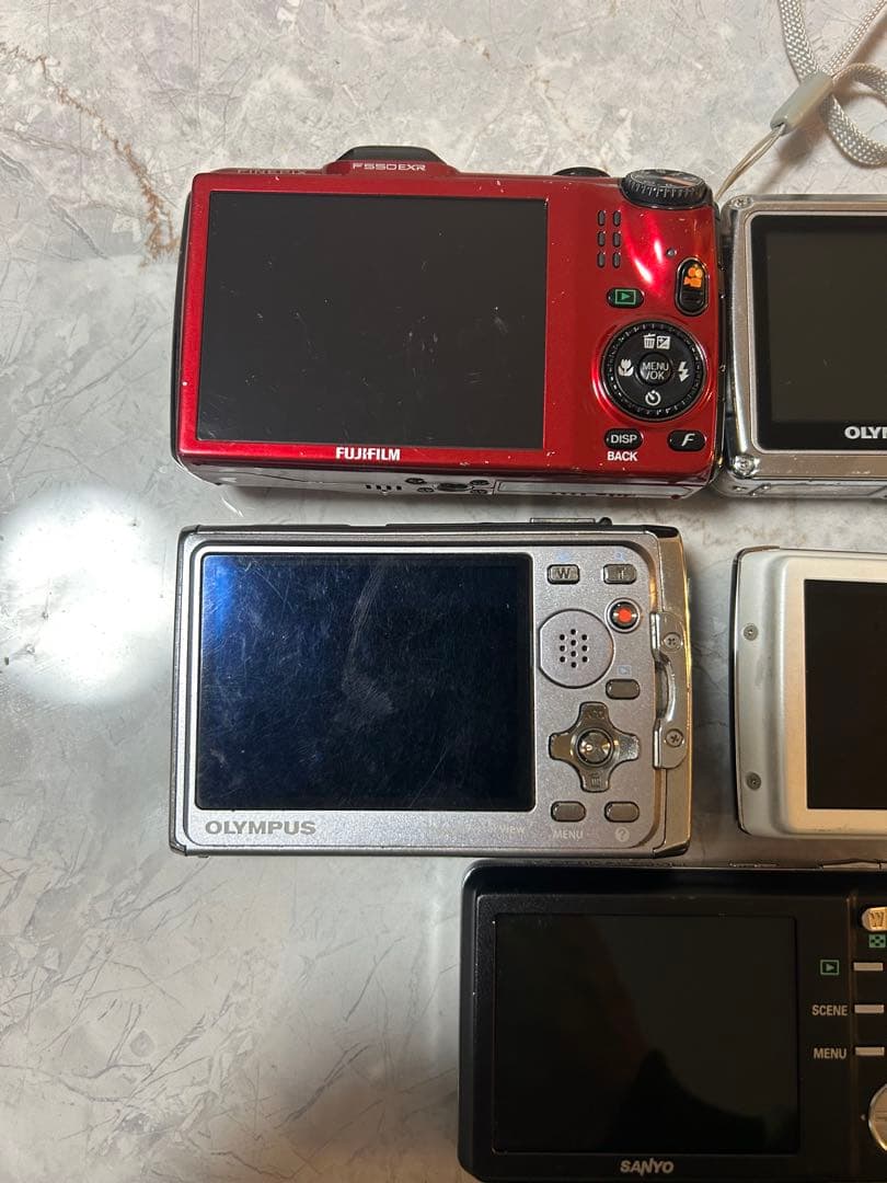 コンパクトデジカメ5台まとめ売り（ジャンク品）