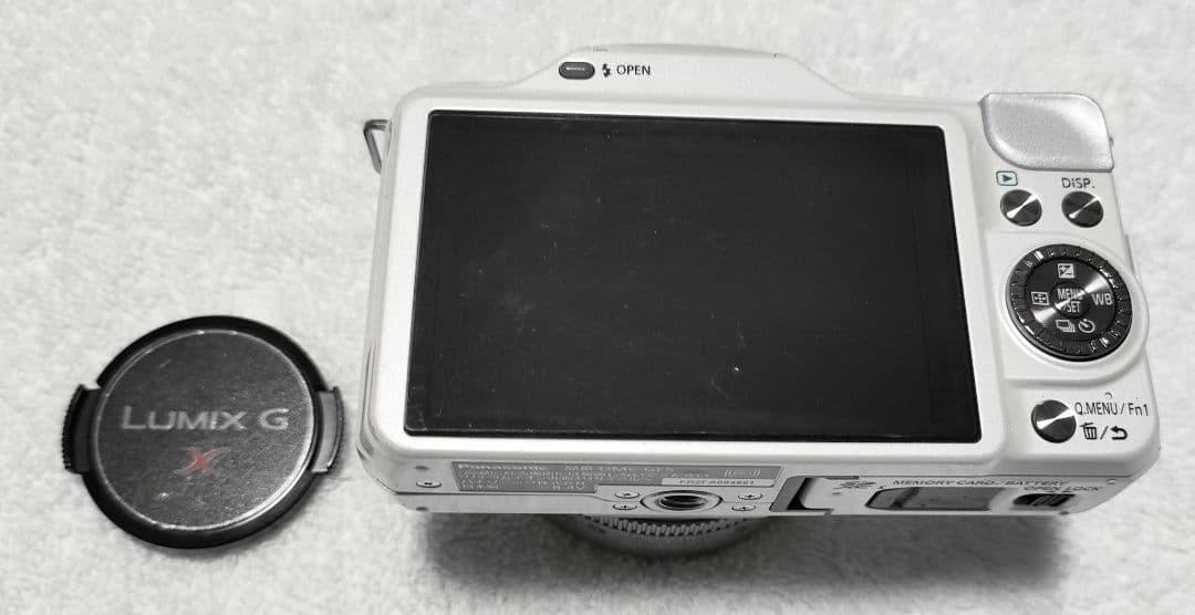 パナソニック 一眼レフ LUMIX DMC-GF5X-W バッテリー2個