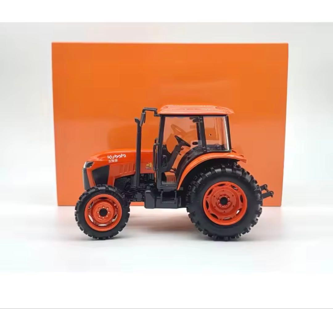 クボタ トラクター 1/24スケール モデル - メルカリ