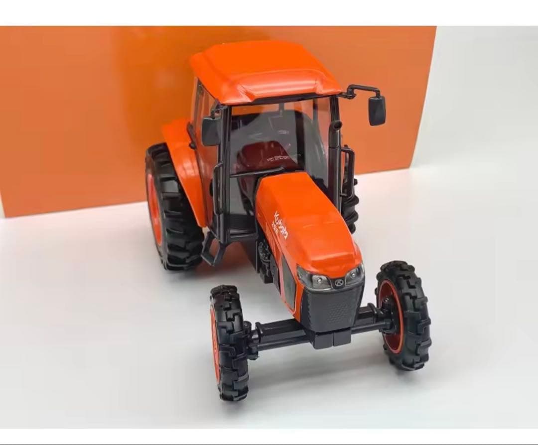 クボタ トラクター 1/24スケール モデル - メルカリ