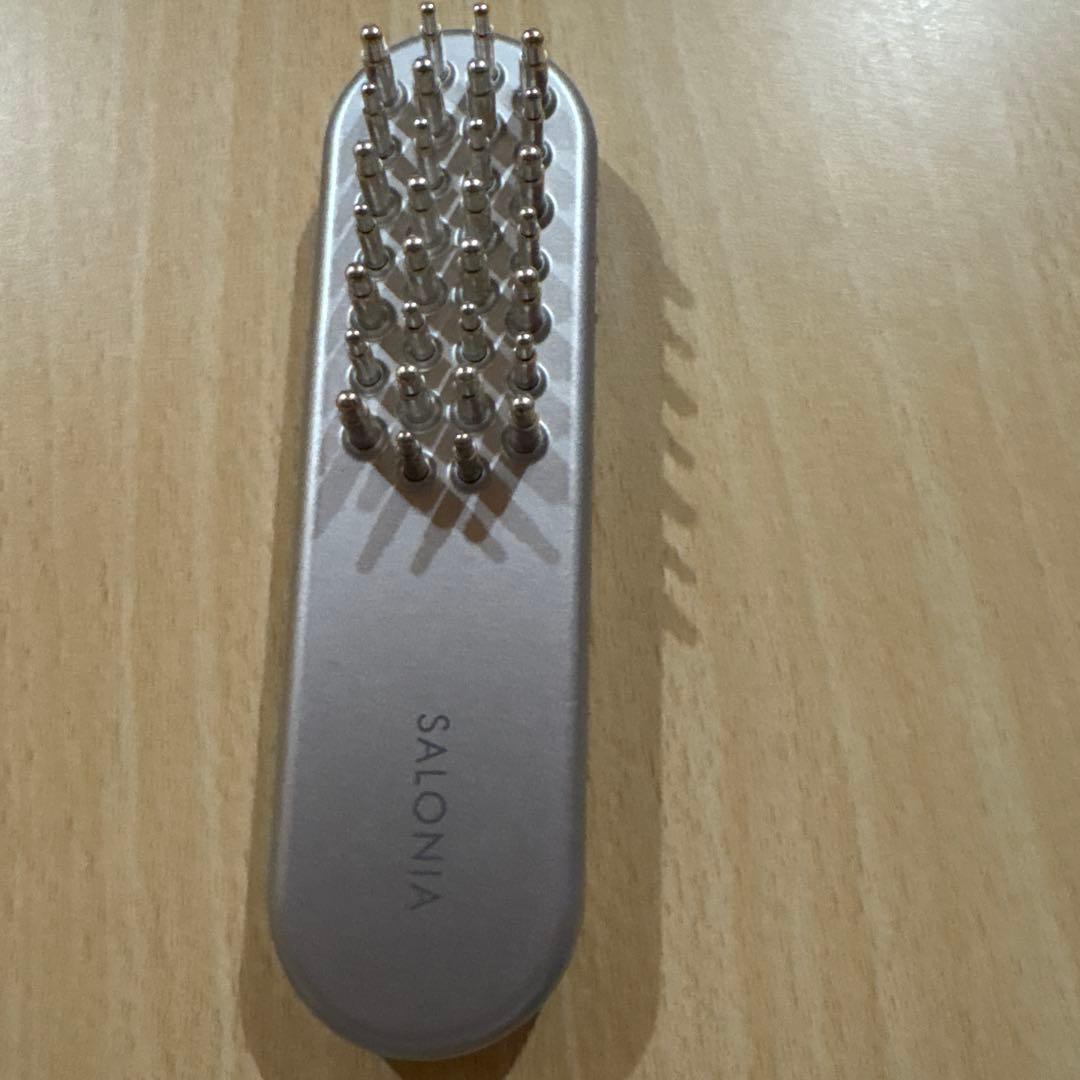 SALONIA EMSリフトブラシ　美顔器