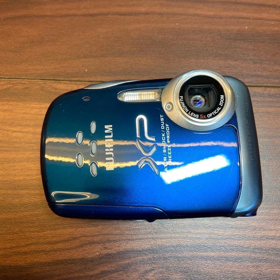 FUJI FILM FinePix XP10 デジカメ ほぼ新品 4076