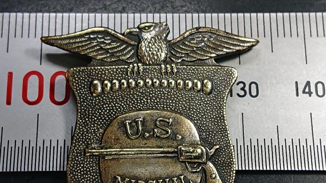 7.極希少【米、連邦保安官局 U.S.Marshals[USMS]】旧バッジ