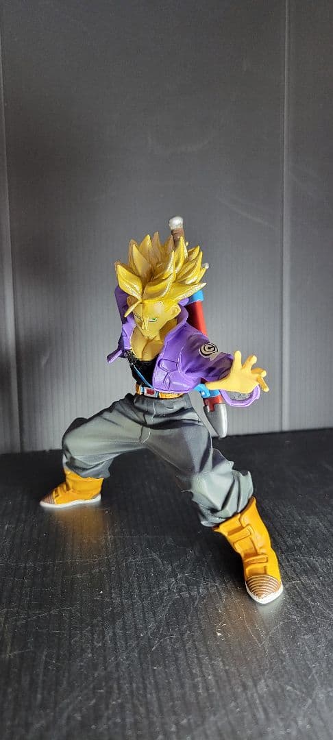 ドラゴンボールZトランクス フィギュア リペイント - メルカリ