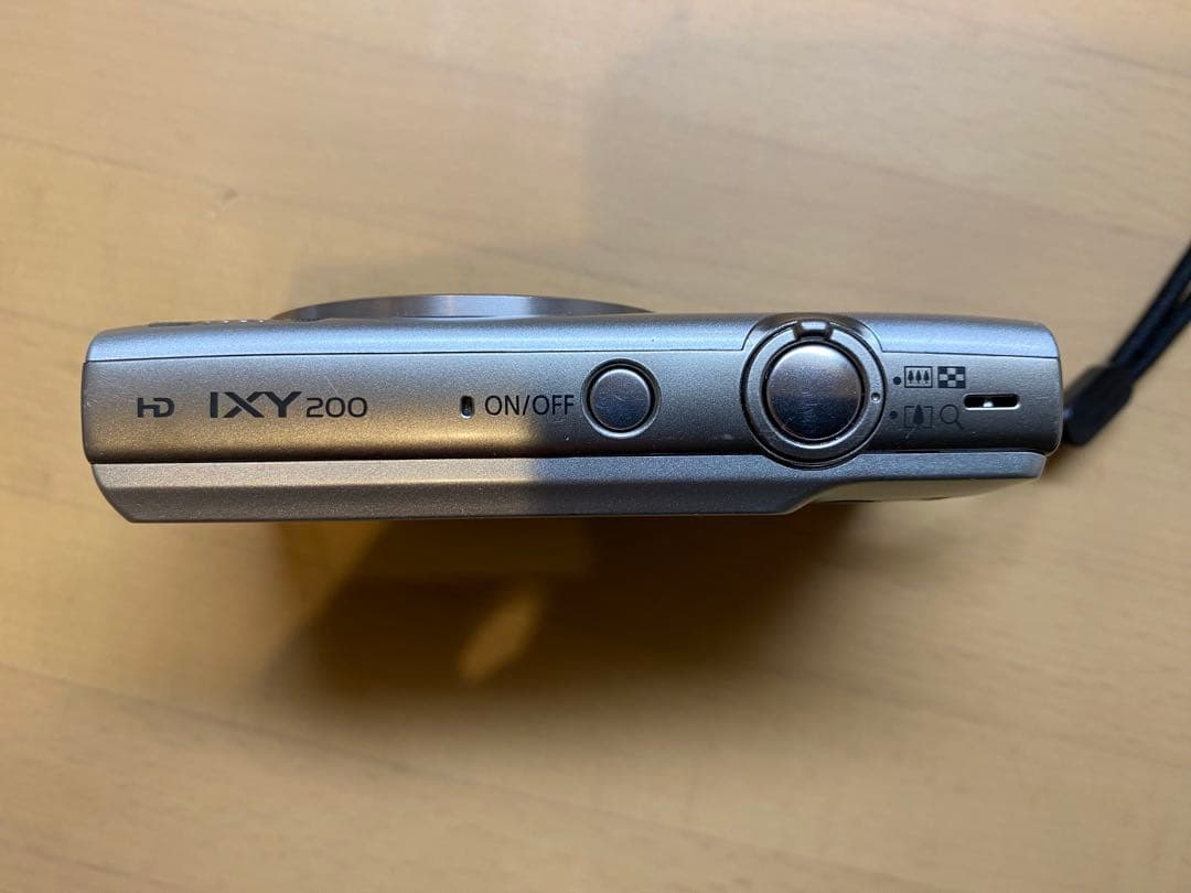 Canon IXY 200 コンパクトデジタルカメラ 本体