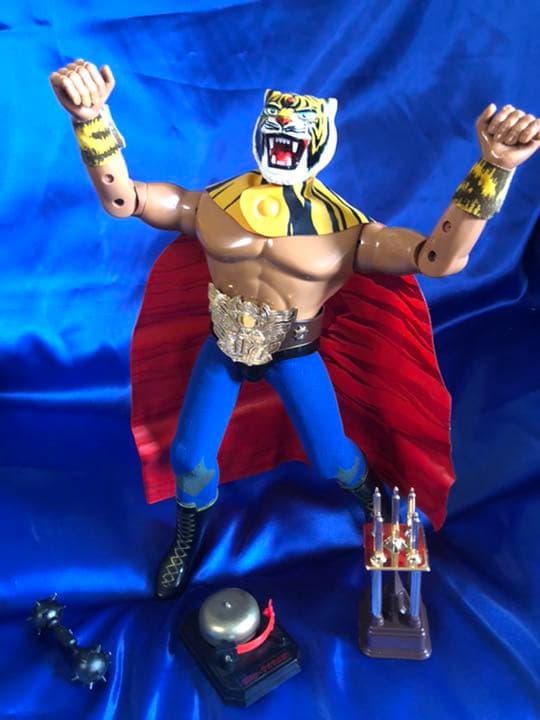 無敵の覆面王者！！タイガーマスク二世！！見参！！フィギュア 超合金