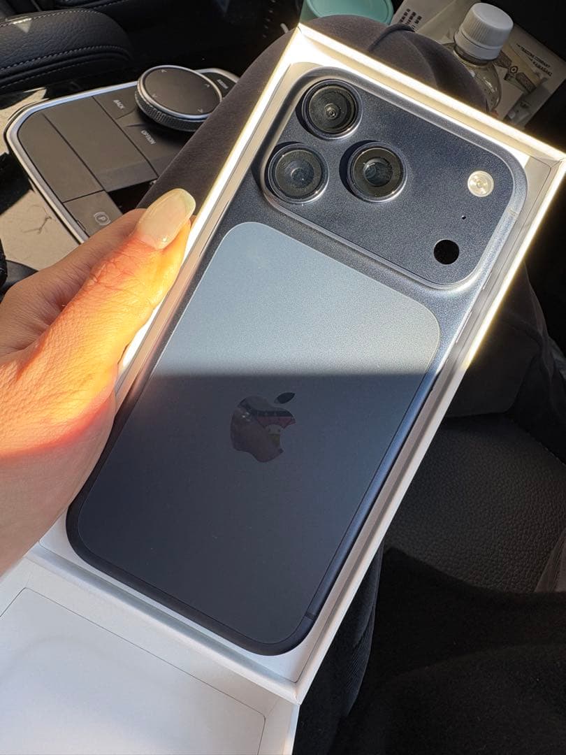 iphone 17 PRO 256G 26年一月購入　超美品 Amazon | 【整備済み品】 Apple iPhone 17 Pro Max (256 GB