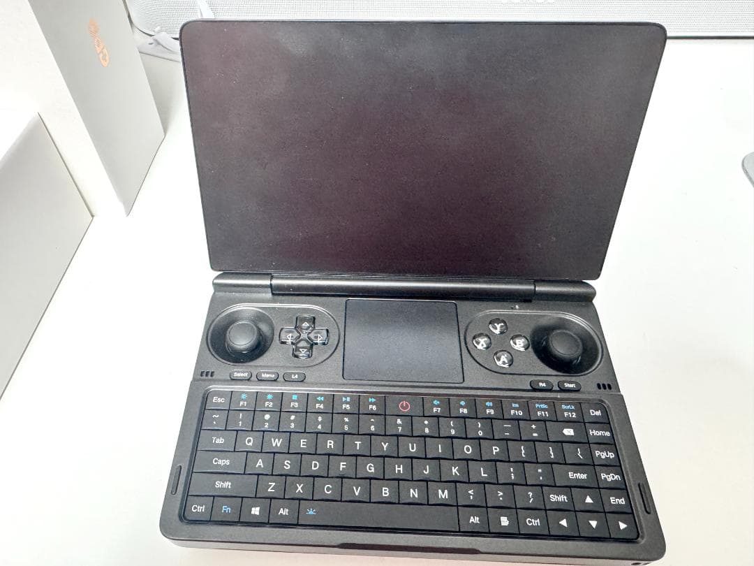 GPD WIN MINI 2024 Ryzen7/32GB/2TB おまけ付き