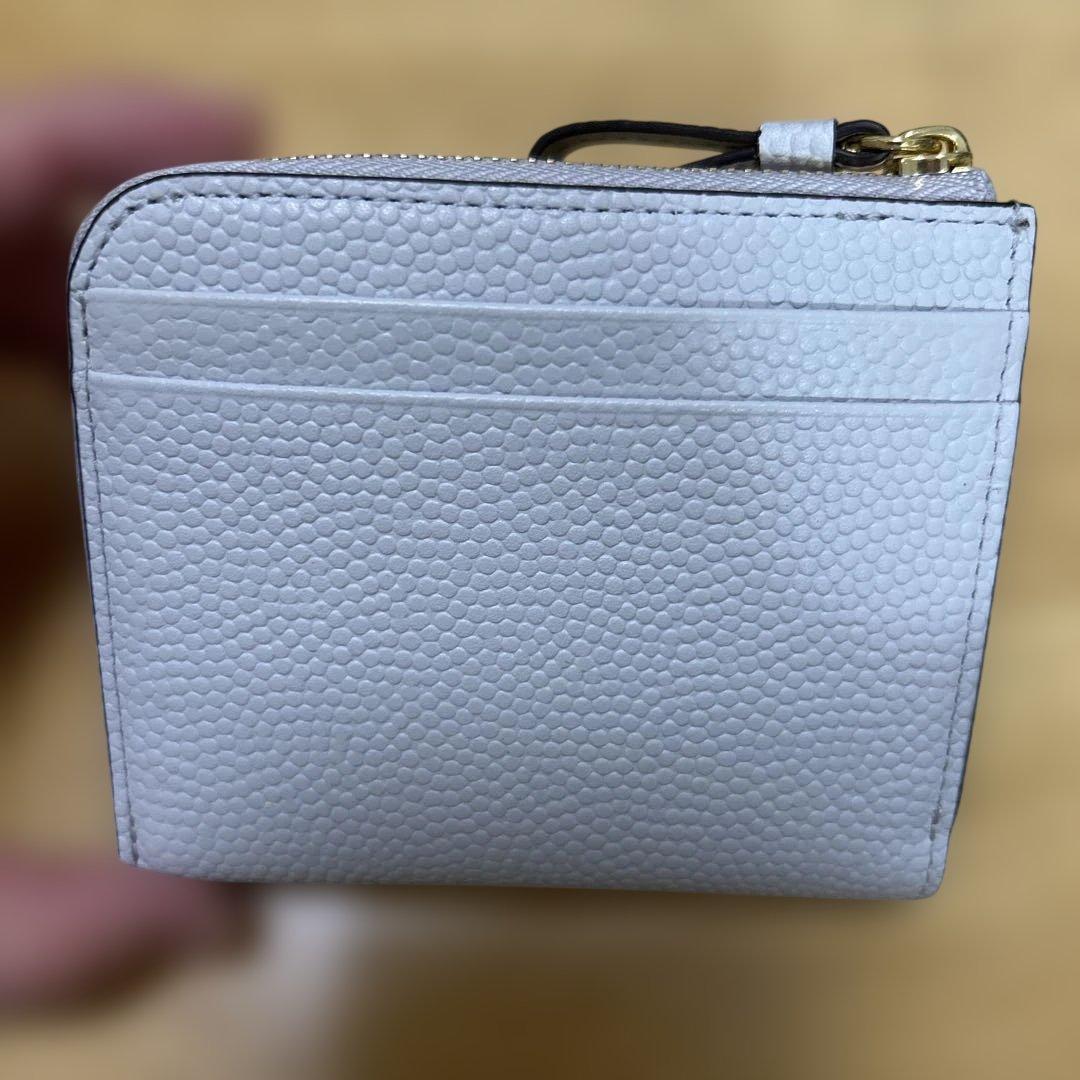 《新品》PELLE BORSA L字ファスナーミニ財布