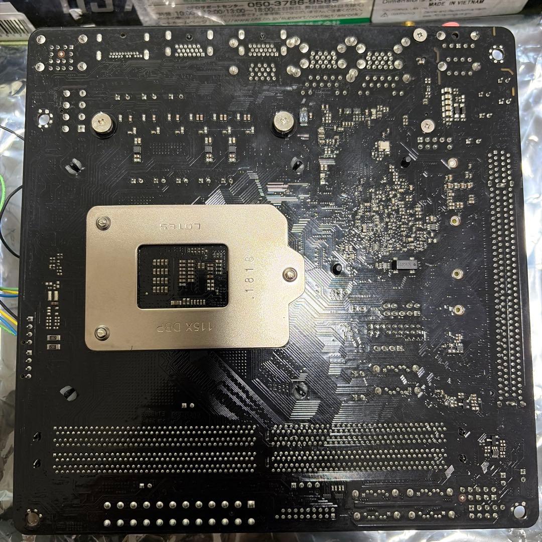 ASRock H370M-ITX/ac とCPU、メモリー3点セット