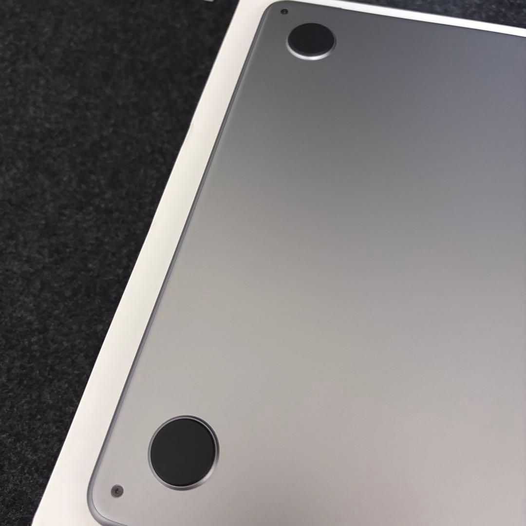 MacBook本体 Macbook Air 2022 M2