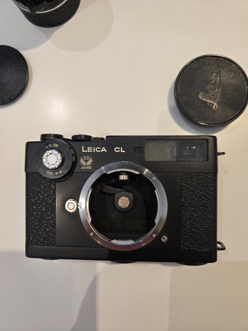 ばいにゃ　Leica CL + Summicron 40/f2 tokyo camera style — Yanaka Leica CL with 40mm f2 Summicron-C lens,