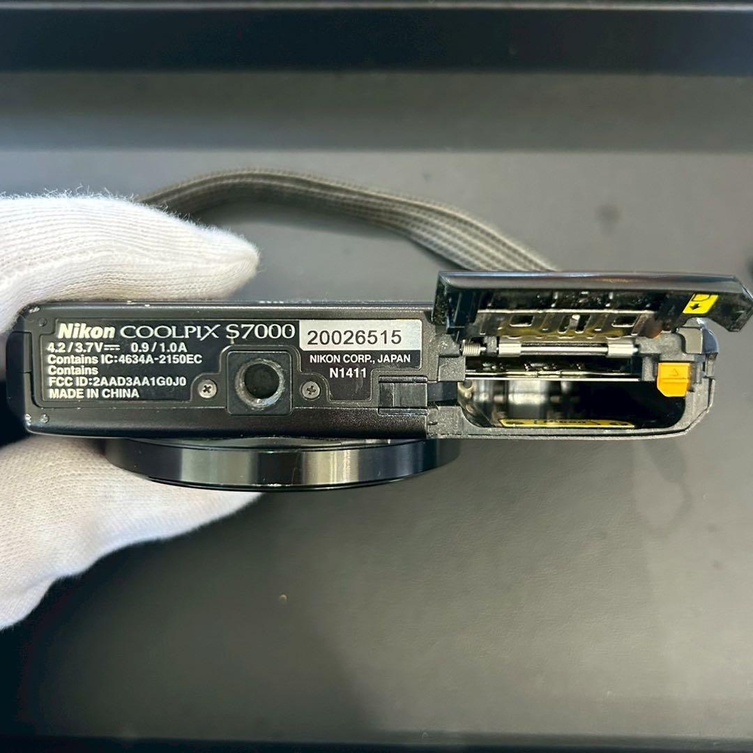 稼働 Nikon ニコン COOLPIX クールピクス S7000 デジカメ