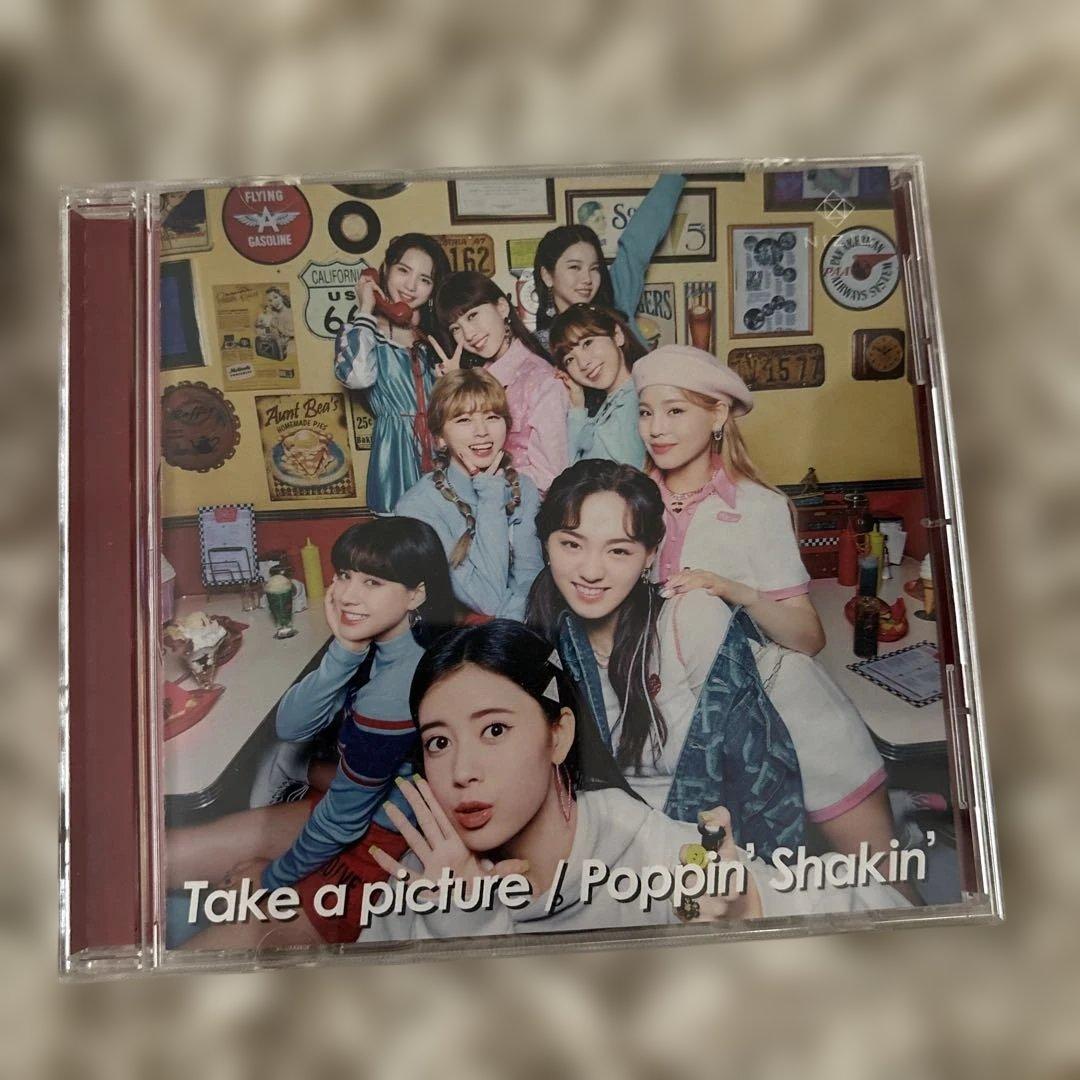 NIZIU RIKU サイン入りポスターとCDほかセット - メルカリ