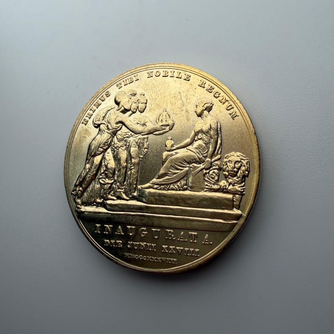 古銭 イギリス領インド（British India）ヴィクトリア女王肖像ルピー