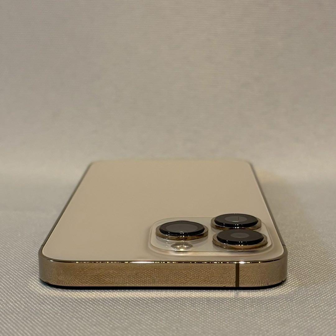 『極美品』iPhone 13 PRO 256GB ゴールド　SIMフリー　本体