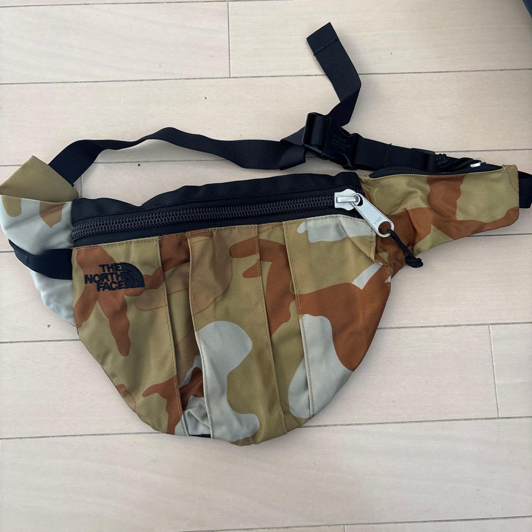 THE NORTH FACE カモフラージュ ボディバッグ - メルカリ