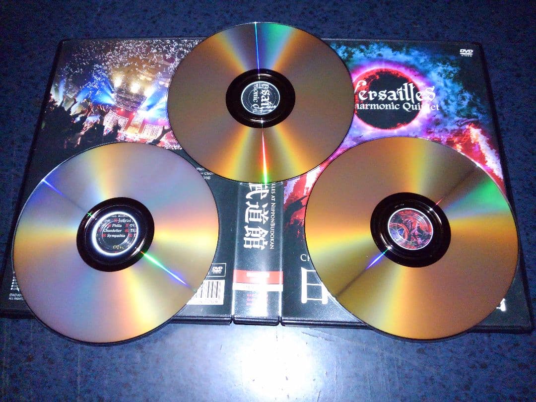 限定盤】DVD-BOX,3枚組 日本武道館 Versailles - メルカリ