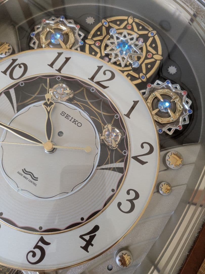 美品】SEIKO 電波掛時計 クリスタル装飾