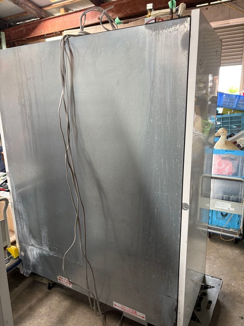 ★冷凍リーチインショーケース LRZ-275A（2枚扉）1108L