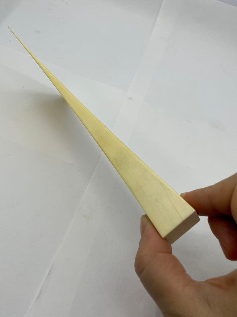 ヴィンテージ  天然素材　バチ　重さ約　88.5g　#725