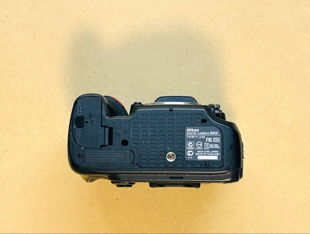 ニコン　D600ボディ　動作品　フルサイズ　ジャンク④　FX Nikon