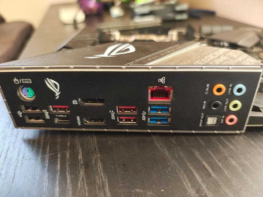 動作品★Z390-F GAMING/i5-9400F/16GB/128GB/虎徹