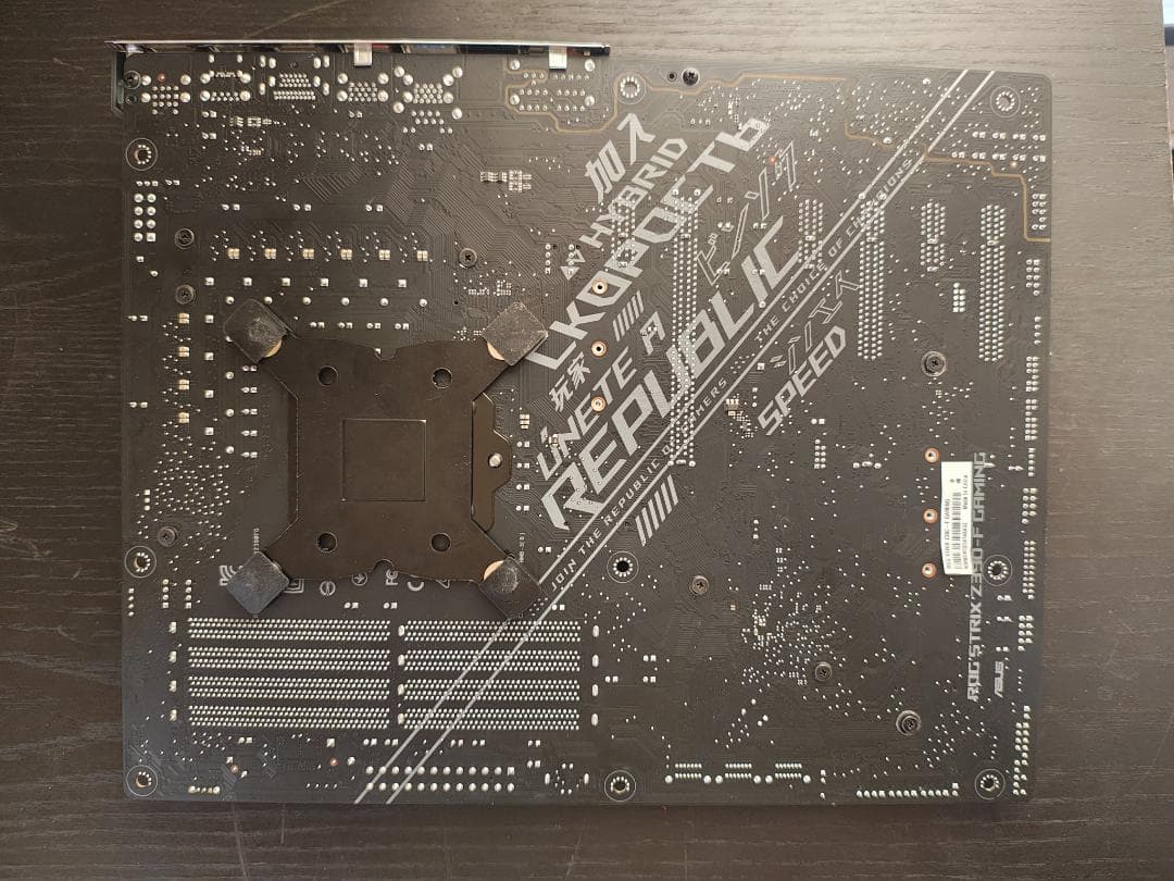 動作品★Z390-F GAMING/i5-9400F/16GB/128GB/虎徹