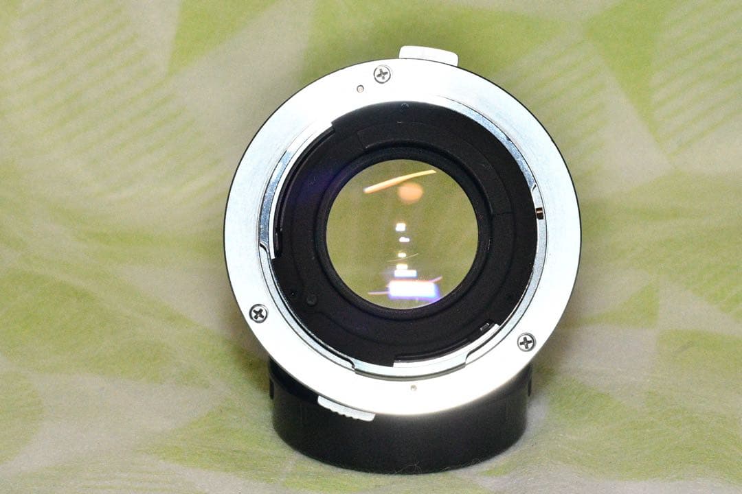 《動作品》OLYMPUS OM10 Silver+50/1.8 a406