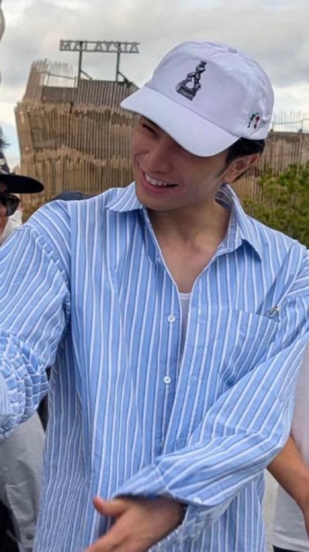 大阪万博イタリア館 お土産帽子【中島健人着用】 - メルカリ