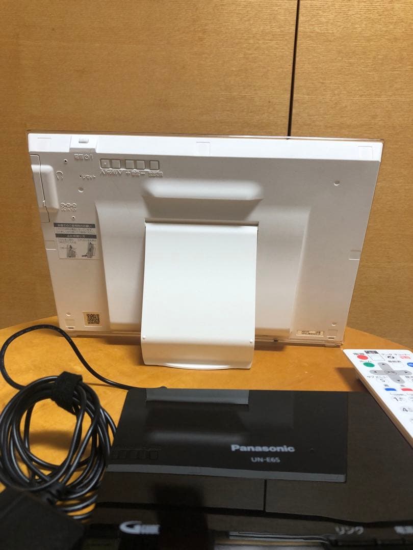 Panasonic「プライベート・ビエラ」10型ポータブルテレビ