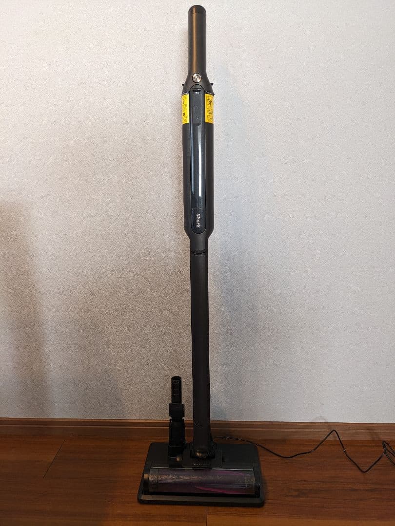 Shark スティッククリーナー 本体 バッテリー2個付き - メルカリ