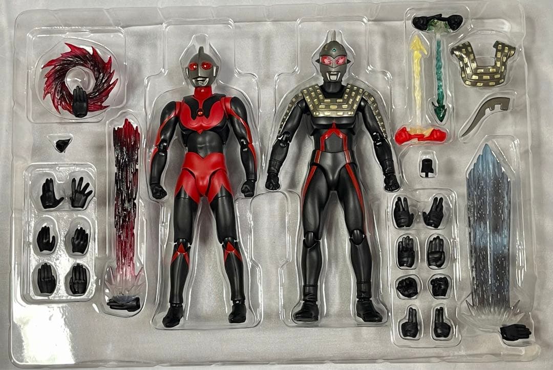 ウルトラアクト ウルトラマンダーク&ウルトラセブンダーク - メルカリ