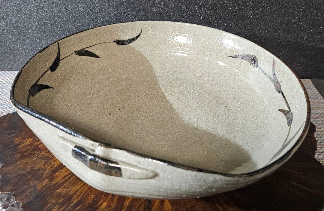 唐津焼 武村利左衛門 作 絵唐津 鉄絵草文様 約24.2cm鉢 菓子鉢 茶道具