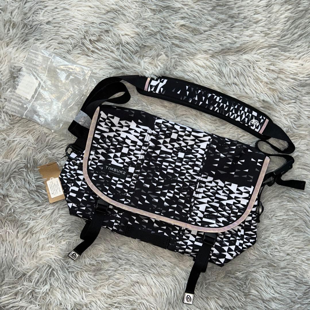 新品】TIMBUK2 クラシックメッセンジャーバッグ Sサイズ 幾何学模様