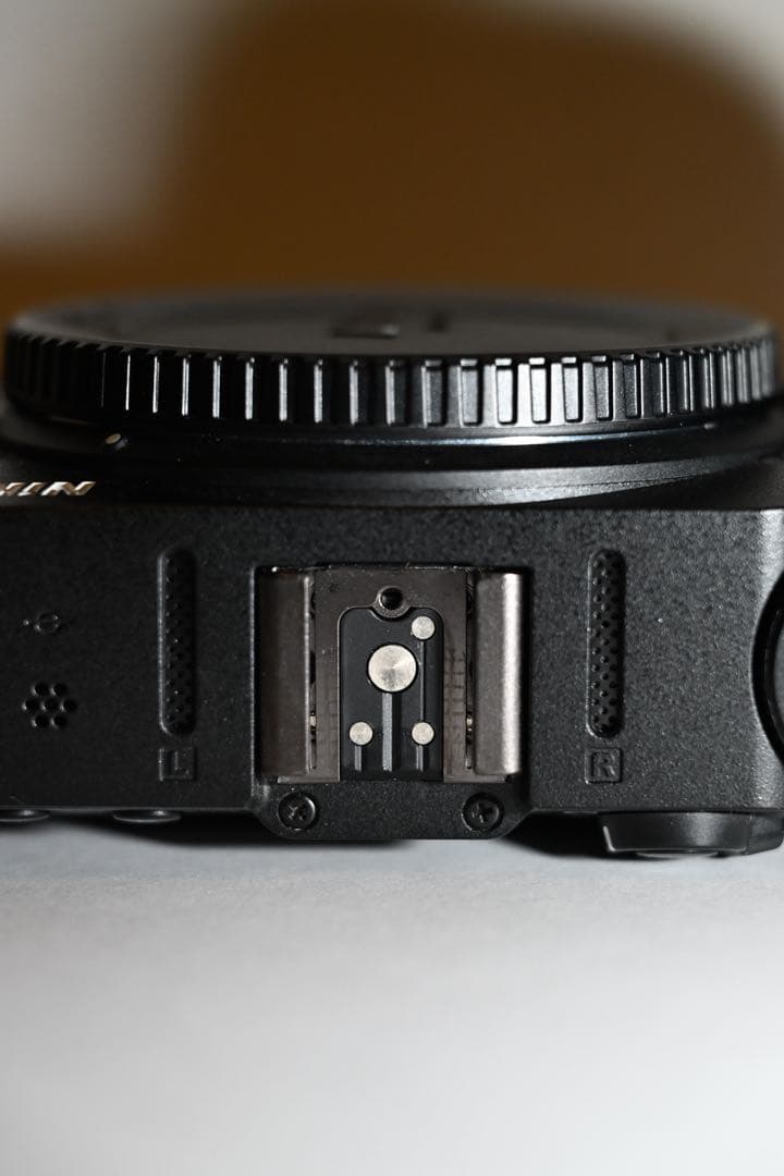 Nikon Z30 ボディ】シャッター約12,000回 ウィンドジャマー付き - メルカリ