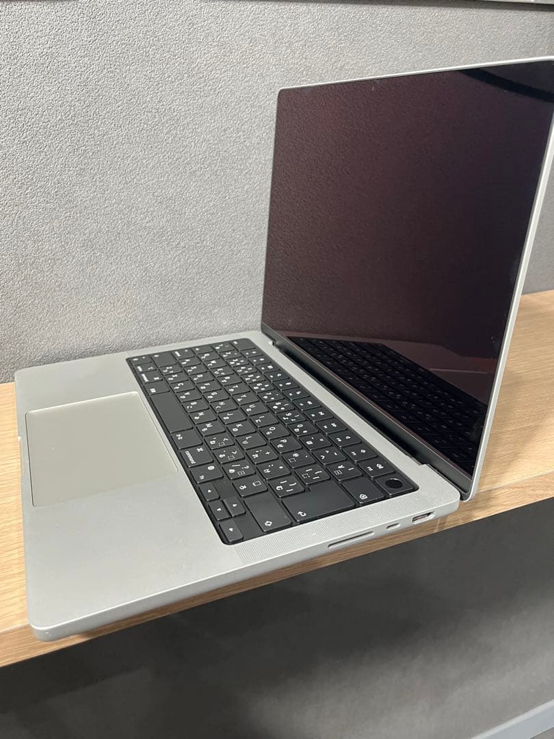 【良品】MacBook Pro Apple M1 Pro 32GB 1TB