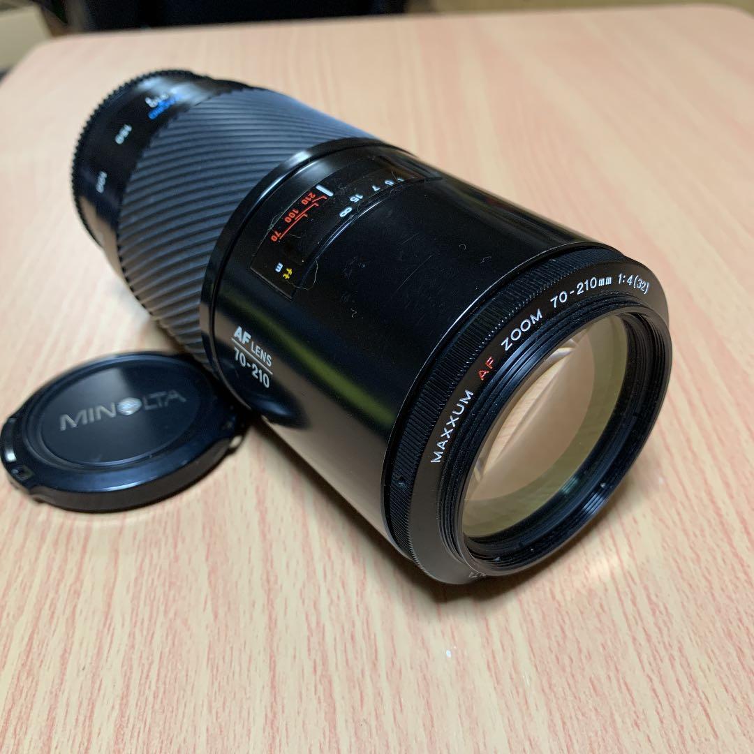 MINOLTA製一眼レフフィルムカメラ(望遠レンズ付き)