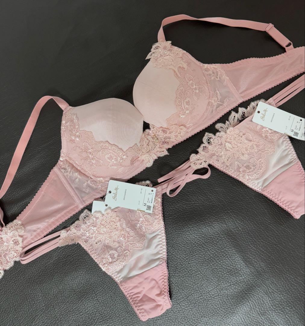 れみ☆ Salute 女優ブラ？☆E75 豪華3点セット　貴重サイズ　新品