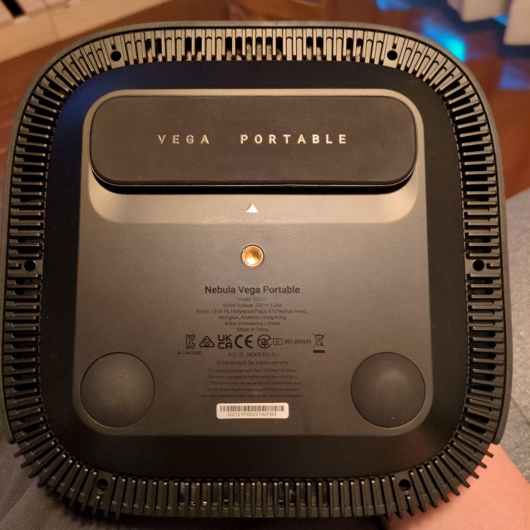 ジャンク品】Nebula Vega Portable ケース付 【ジャンク品】Nebula