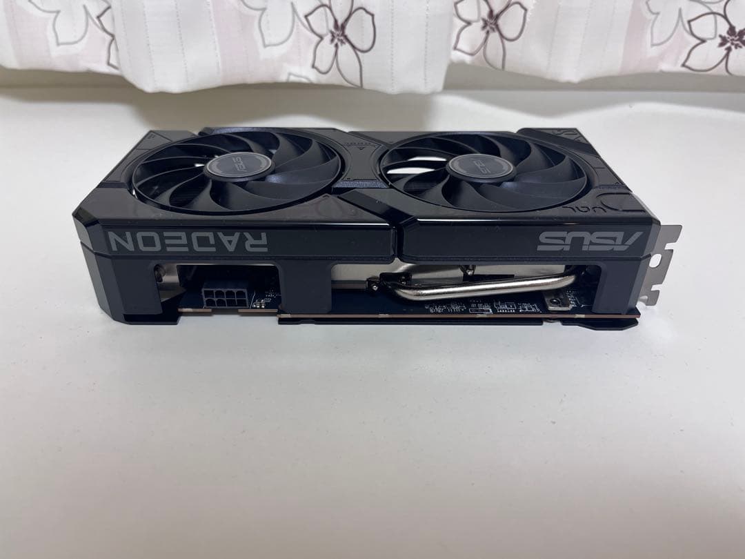 グラフィックボード・グラボ・ビデオカード ASUS Dual Radeon RX 7600 8GB