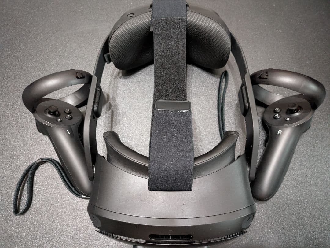 HTC VIVE Focus Vision +有線ストリーミングキット wired-streaming-kit-800.png