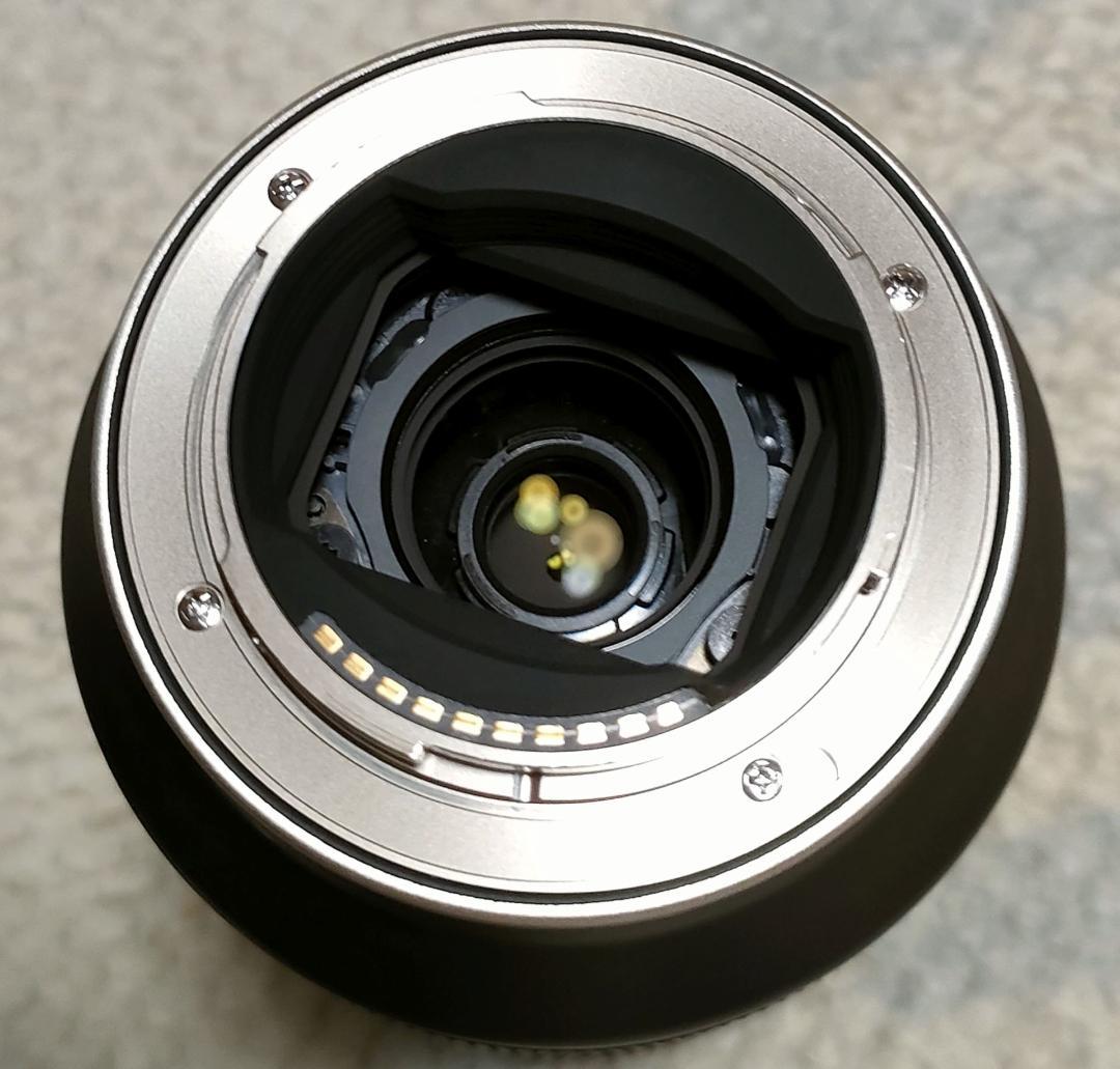 タムロン 70-300mm F4.5-6.3 Di Ⅲ RXD SONY用