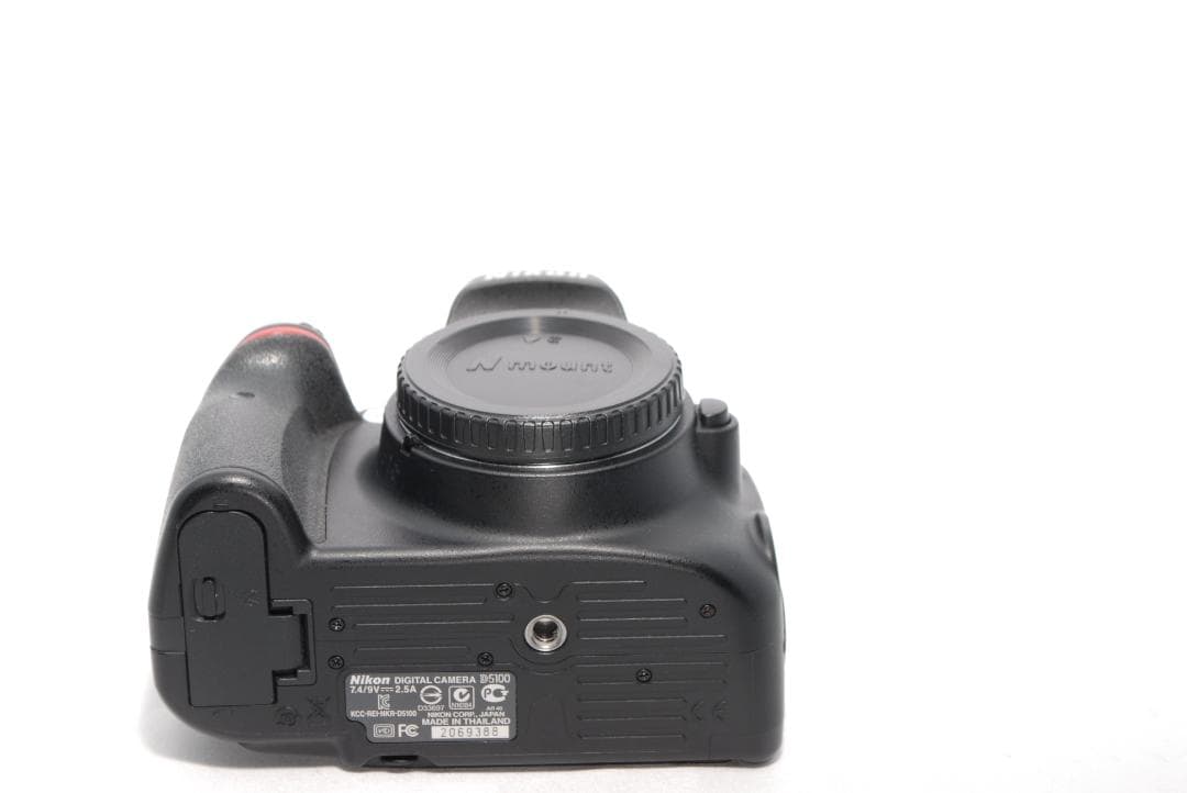 ✨Nikon D5100✨初心者モデル✨手振れ補正付き✨ 一眼レフカメラ