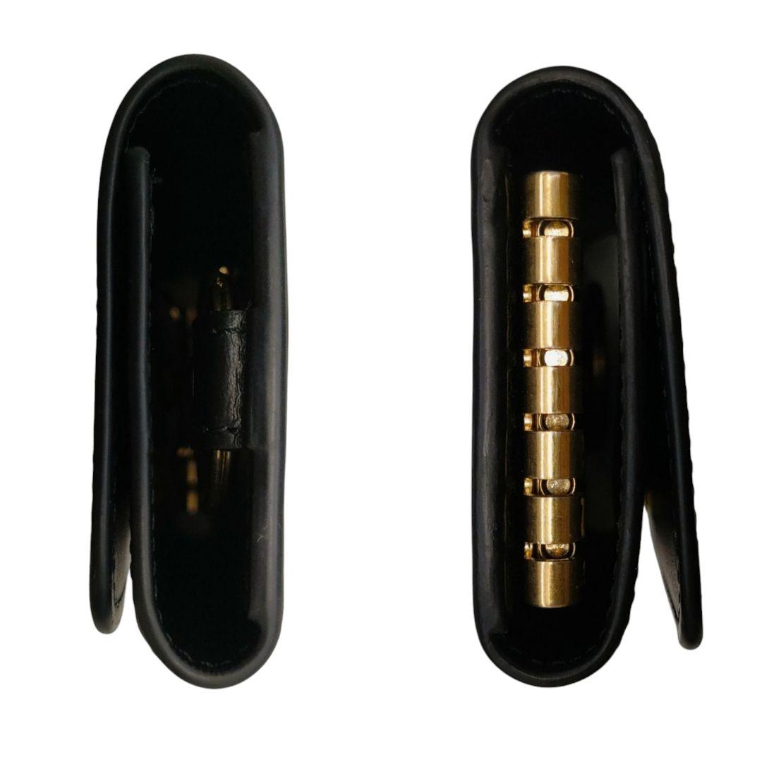 セリーヌ 6連キーケース トリオンフ ブラック ゴールド レザー - メルカリ