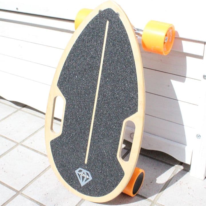 電動スケボー 新品 未使用 リモコン コンパクト 軽量モビリティ 充電器