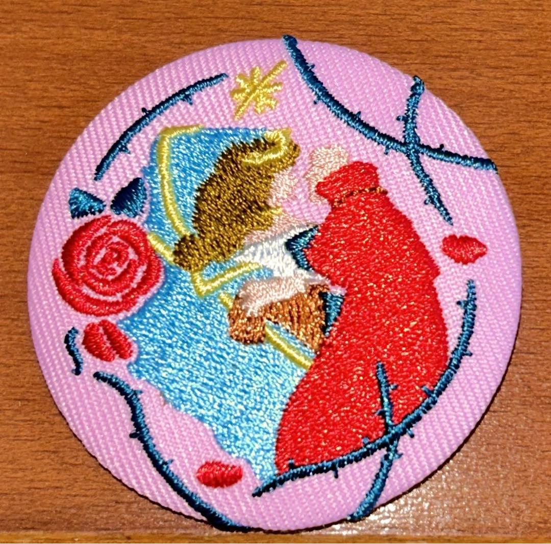 ディズニー刺繍缶バッジ 全15種類コンプリート - メルカリ