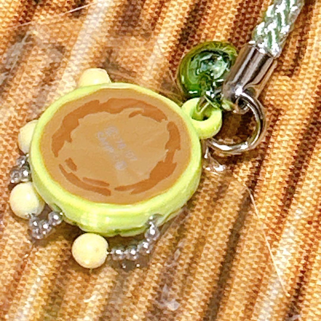 サンリオ ハローキティ ご当地 根付け ストラップ メロンパン - メルカリ