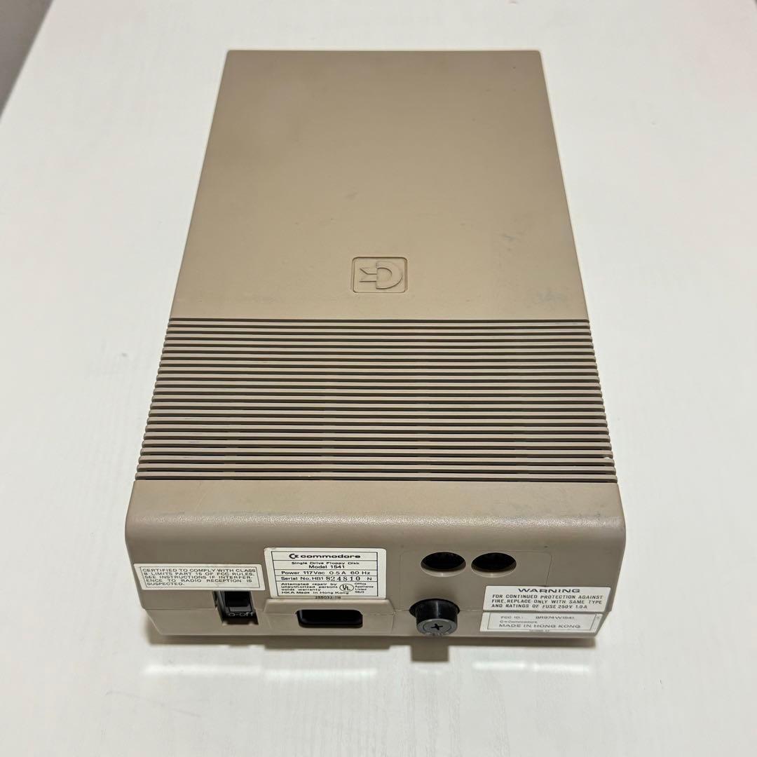 コモドール64 フロッピーディスクドライブ Commodore 1541