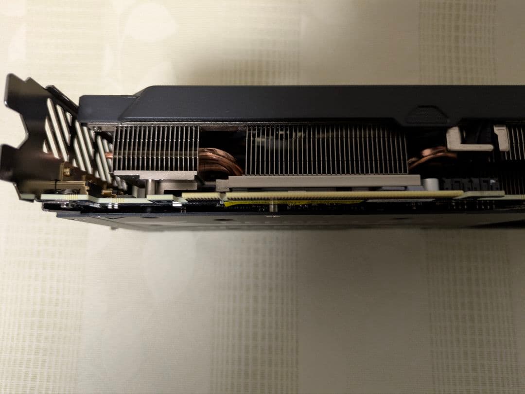 グラフィックボード・グラボ・ビデオカード GIGABYTE GeForce RTX4070 SUPER